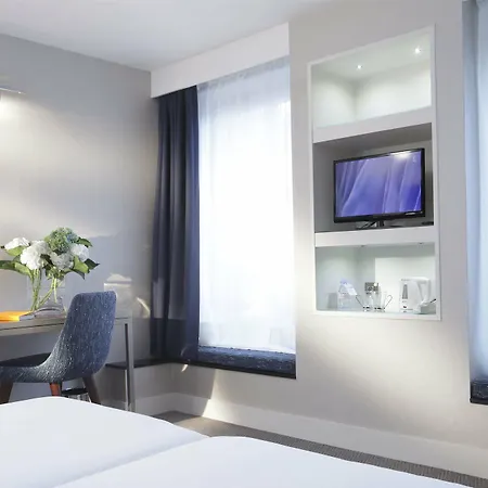Londres Et New York - Teritoria Hotel 3*